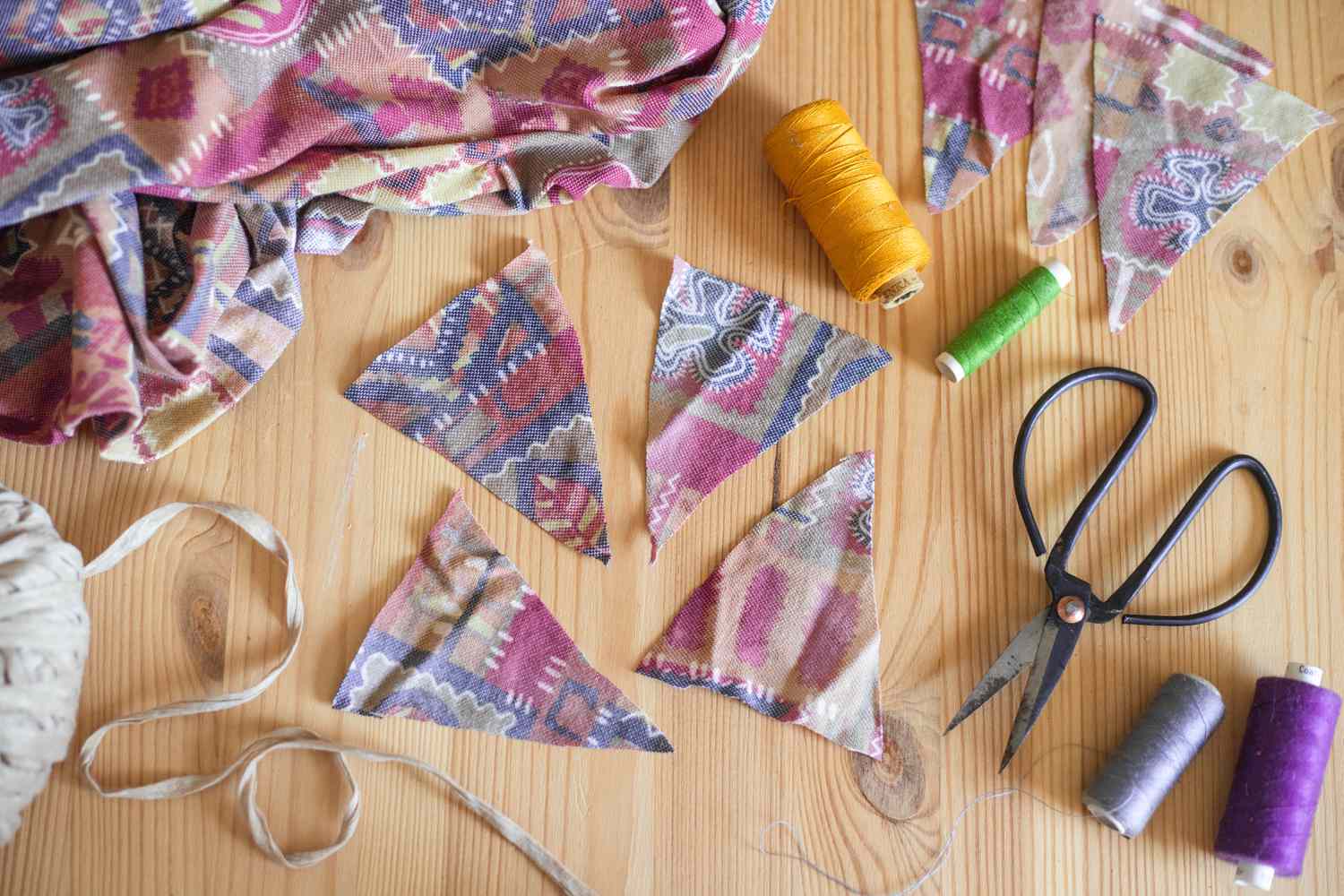 Upcycling Material Scraps: 10 Simple Mission Concepts